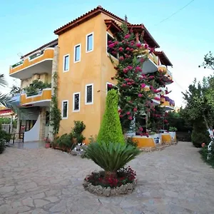 Apartment Flower Garden, Ksamil